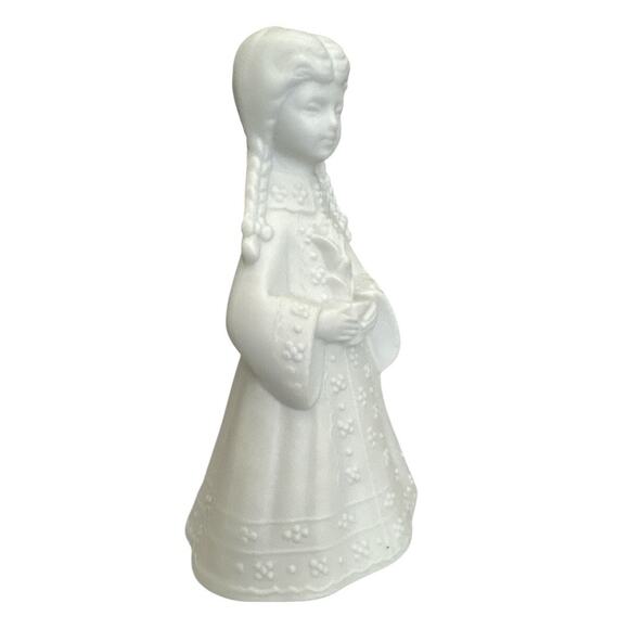 Delicate Bisque Porcelain AES Japan Choir Girl Bell 5” - Picture 6 of 10